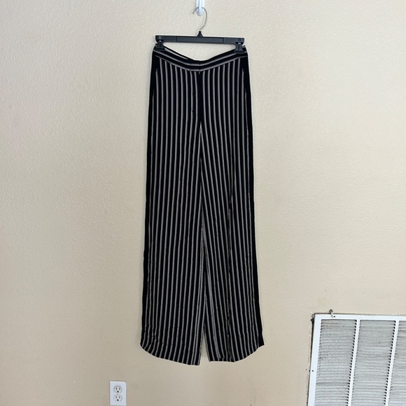 2 Piece Suit BCBG Striped - Picture 2 of 4